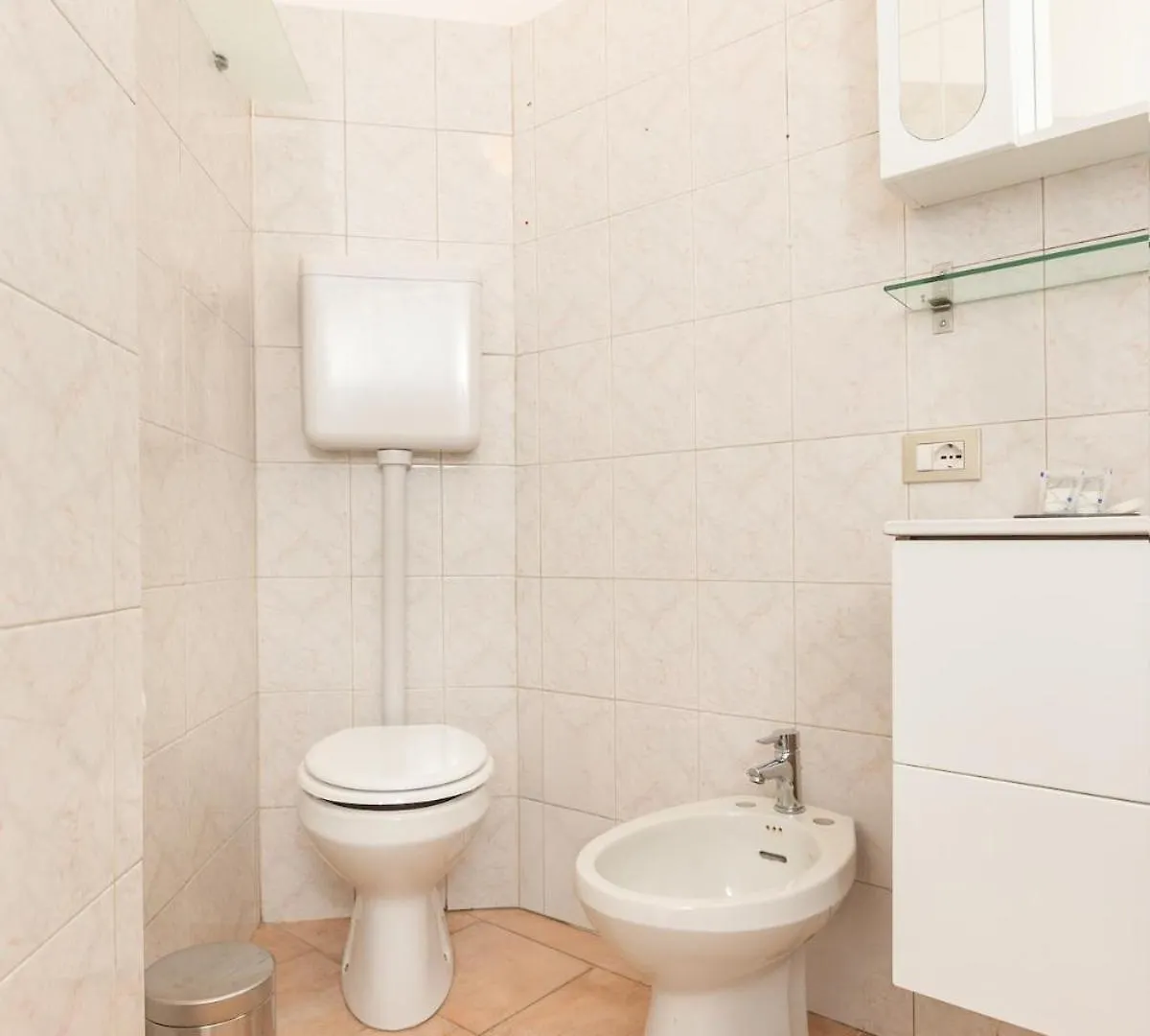 The Wish Apartment - City Life - M1 Station Milano 0*,